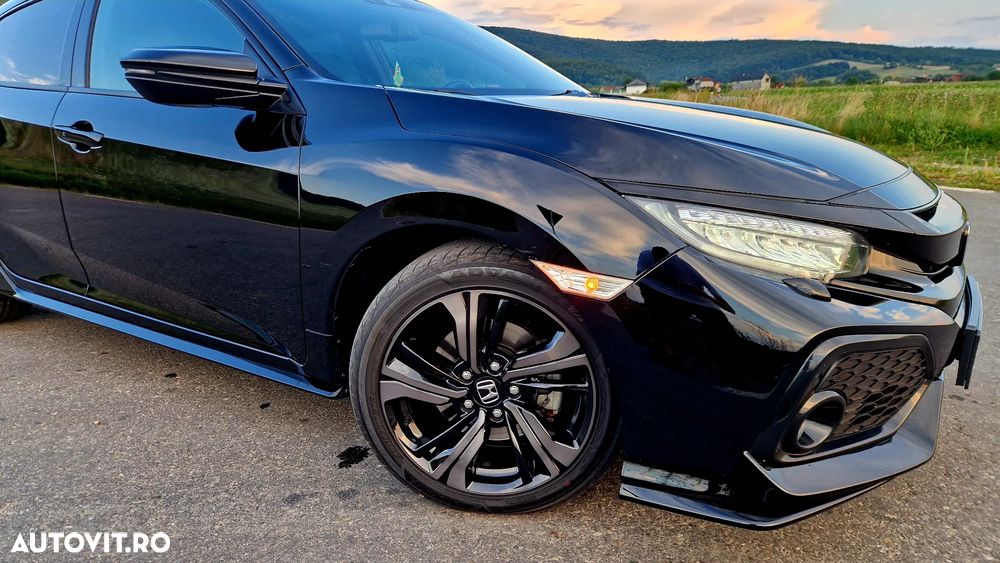Honda Civic 1.5 VTEC Turbo Sport Plus - 10