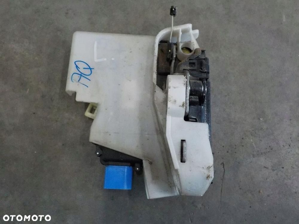 VW T5 ZAMEK LEWY DRZWI LEWYCH KIEROWCY CENTRALNY Z - 3