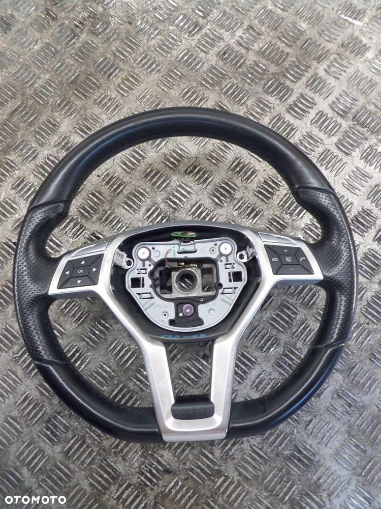KIEROWNICA MERCEDES W204 MULTIFUNKCYJNA 1724605903 - 1