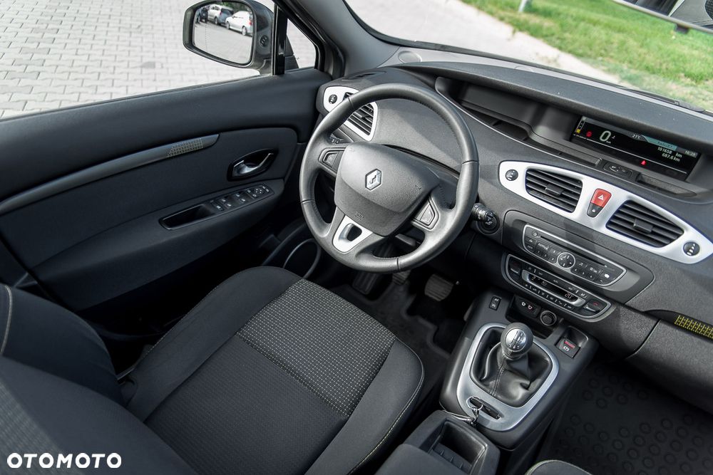 Renault Scenic - 38