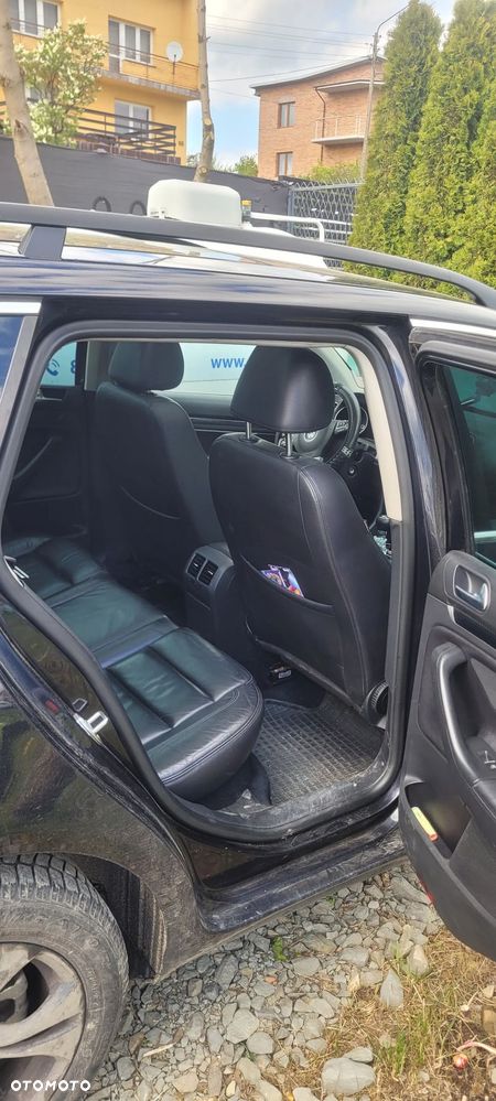 Volkswagen Golf 2.0 TDI DPF Highline - 9