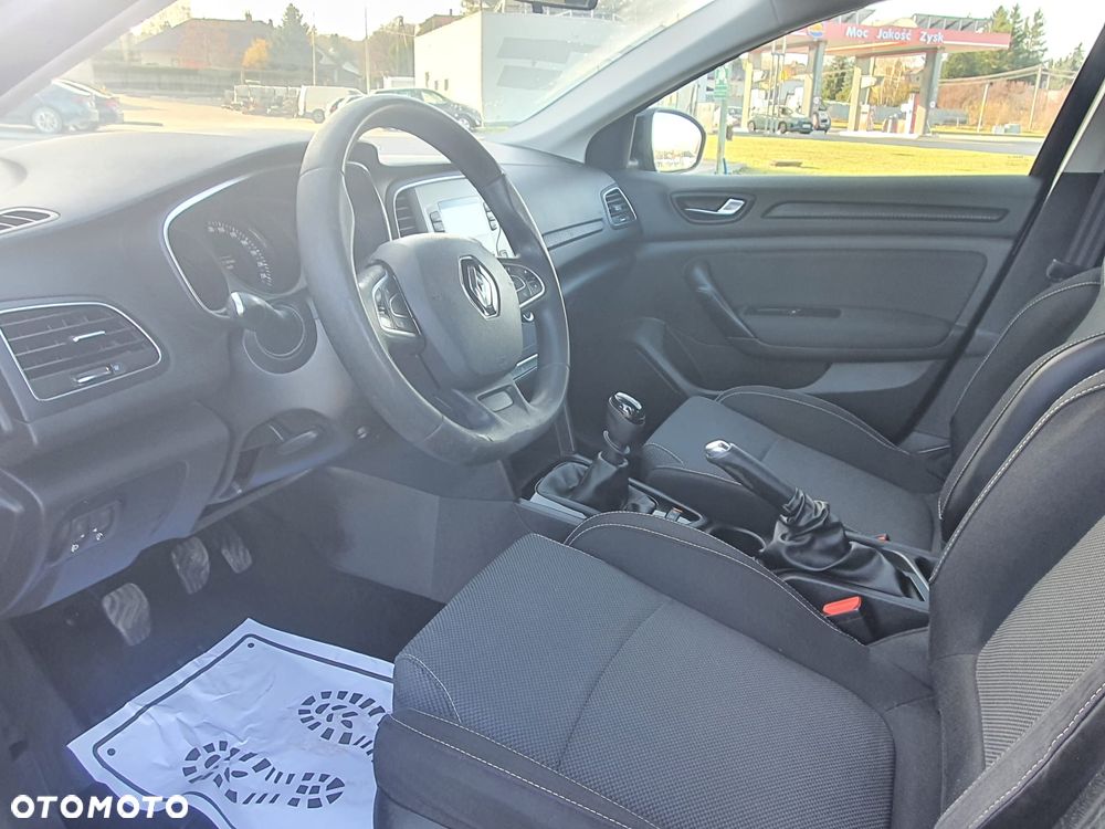 Renault Megane ENERGY TCe 100 LIFE - 11