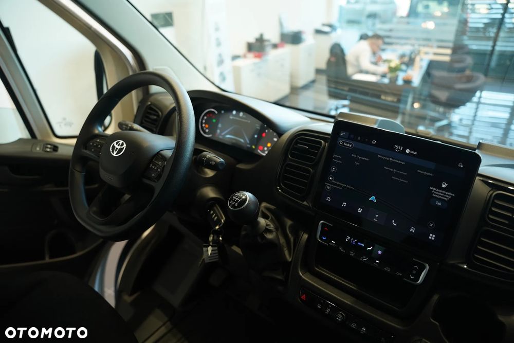 Toyota Proace Max - 9