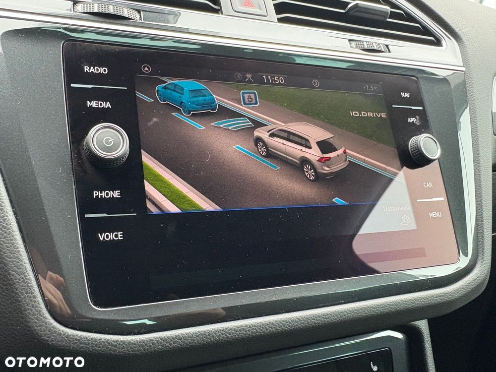 Volkswagen Tiguan - 30