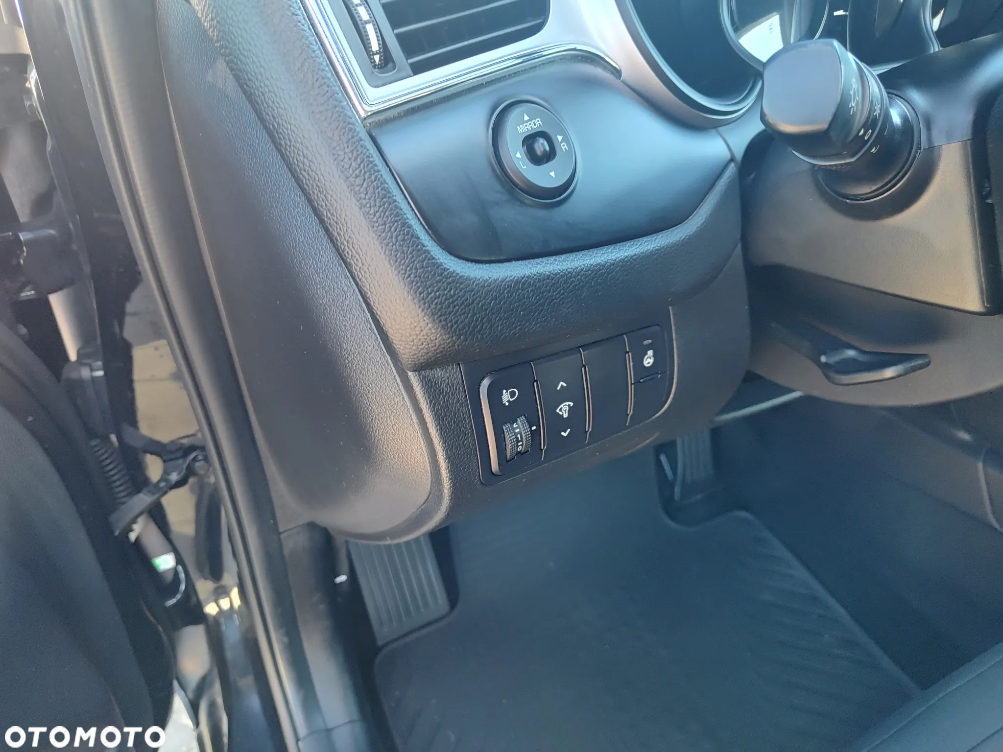 Kia Ceed 1.6 GDI Fifa World Cup Edition - 17