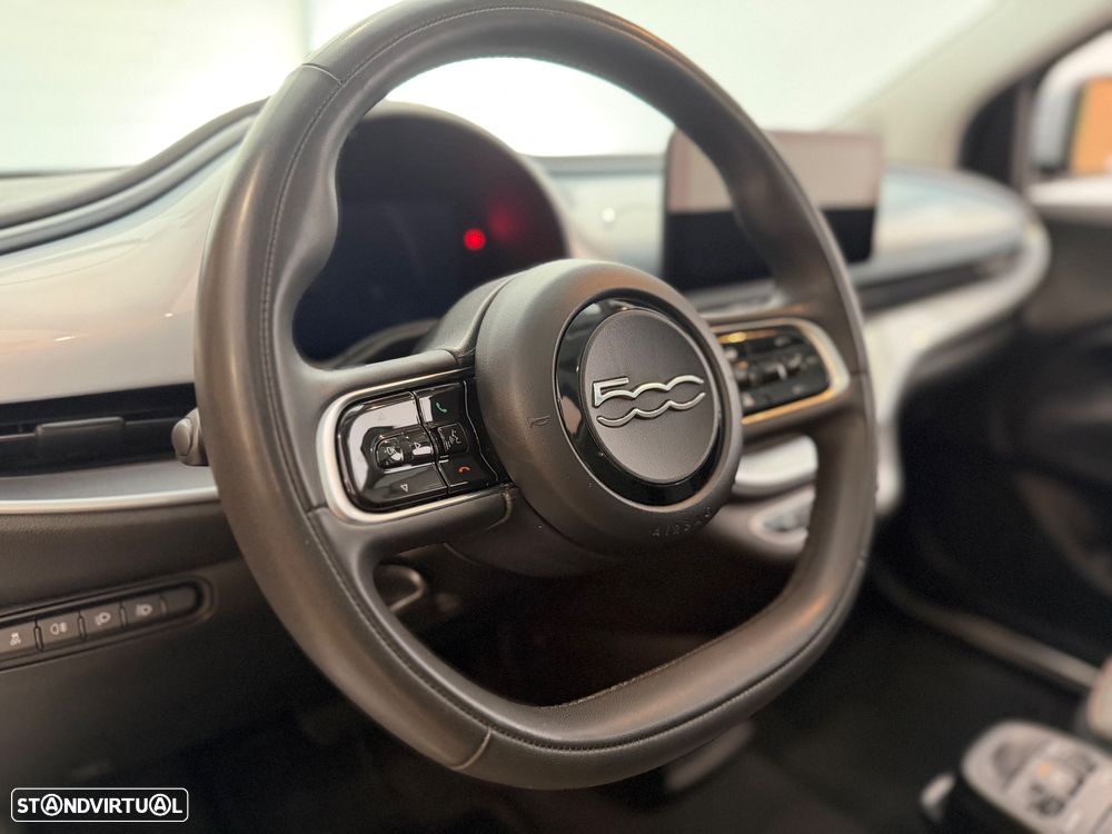 Fiat 500e La Prima - 12