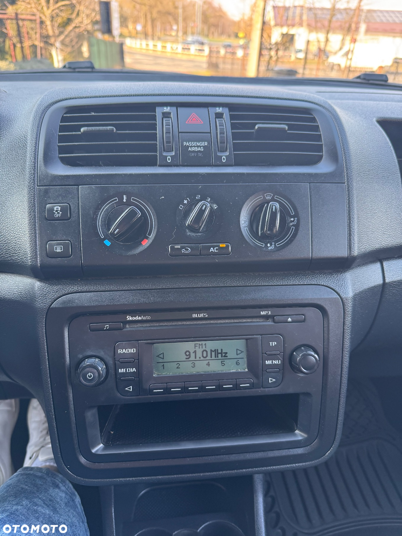 Skoda Roomster 1.4 MPI PLUS EDITION - 21