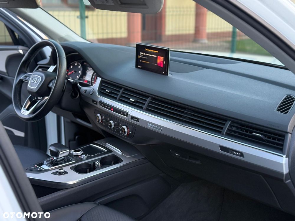 Audi Q7 - 13