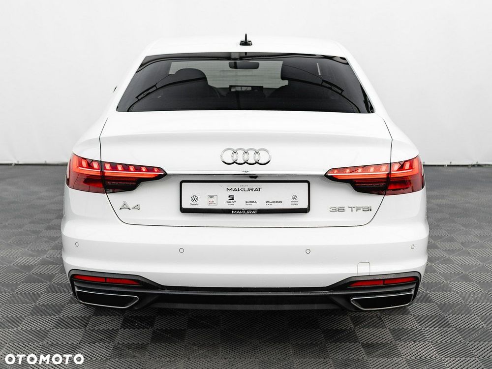 Audi A4 Limousine - 11