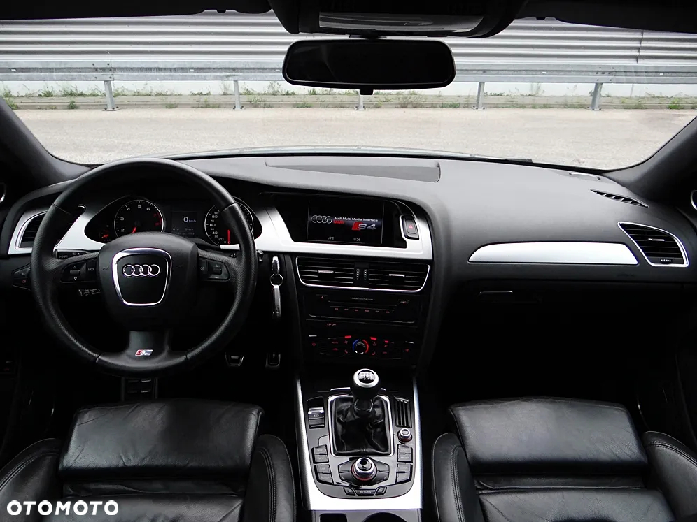 Audi A4 - 23