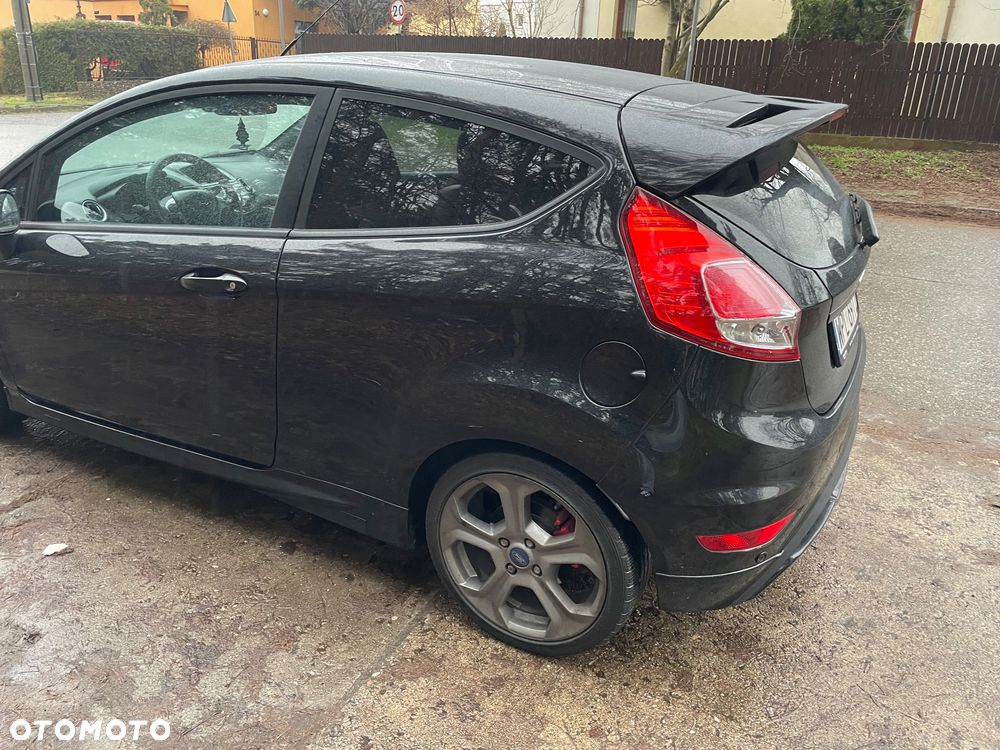 Ford Fiesta 1.6 EcoBoost ST - 7