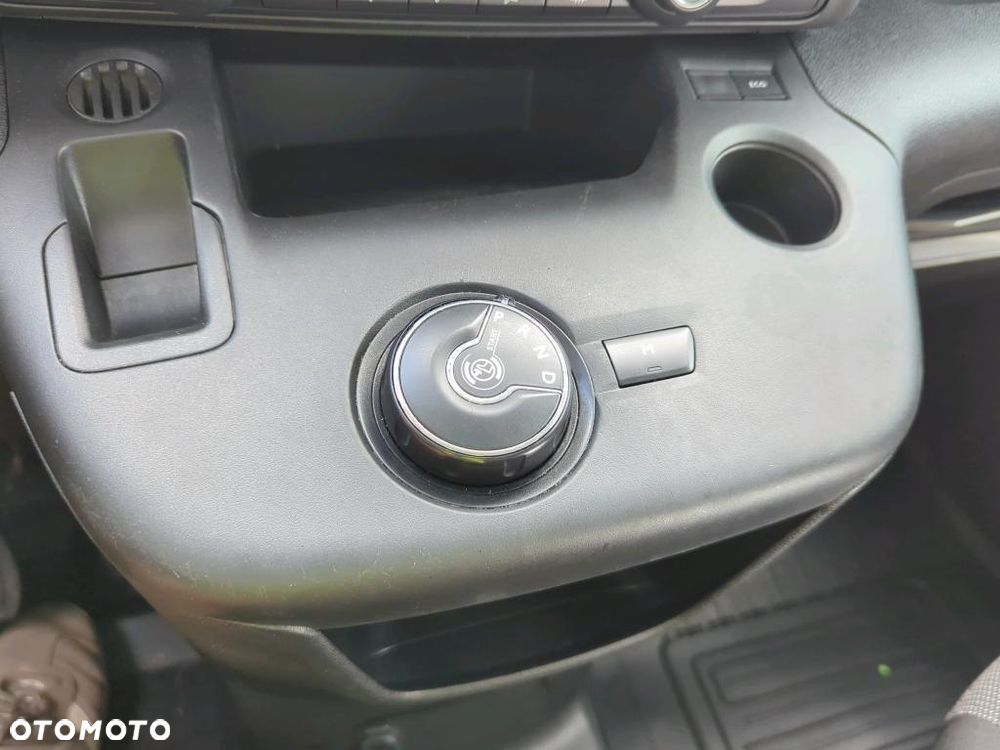 Toyota Proace City 1.2 D-4T Long 2,3t Active (bryg.) - 11