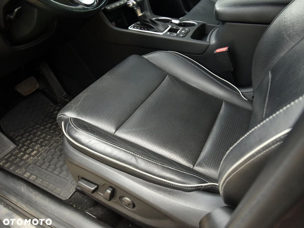 Kia Sportage 2,0 CRDI AWD Platinum - 20