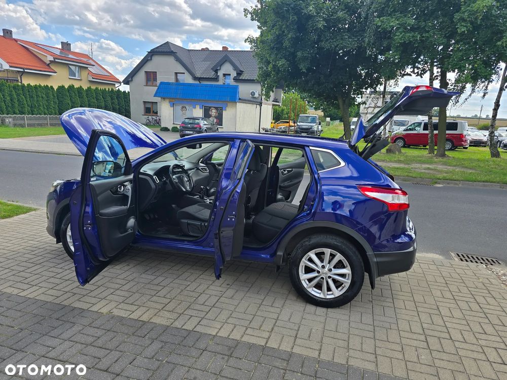 Nissan Qashqai 1.2 DIG-T N-Connecta EU6 - 16