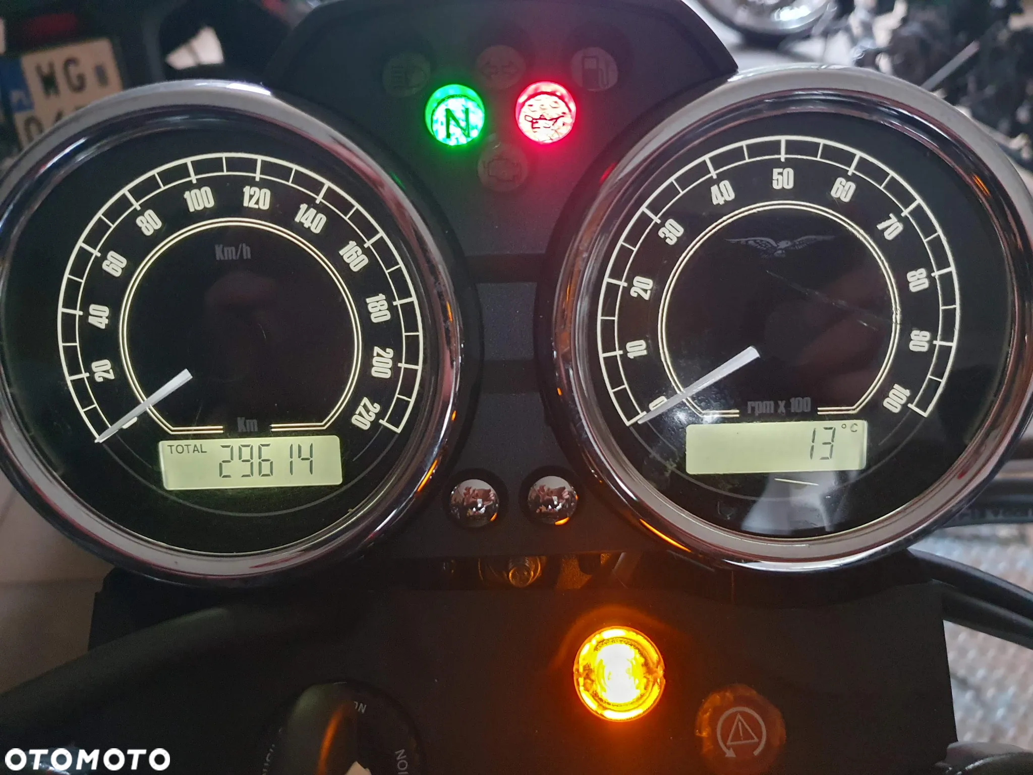 Moto Guzzi V7 - 13