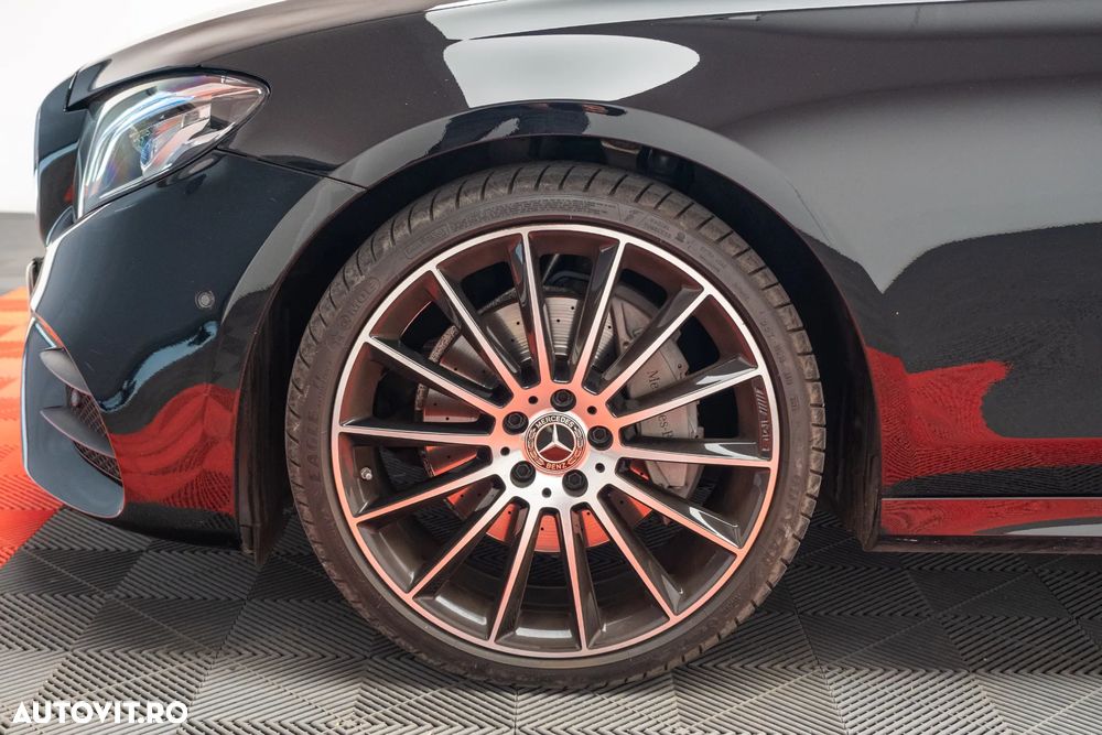 Mercedes-Benz E 220 d 4Matic 9G-TRONIC AMG Line - 11