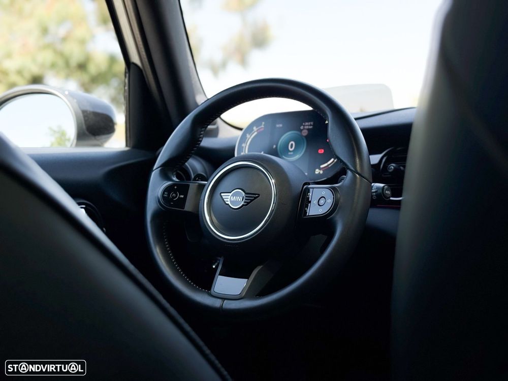 MINI 5 Portas Cooper S Auto - 23