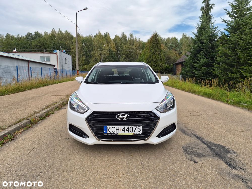 Hyundai i40 Kombi blue 1.6 Classic - 8