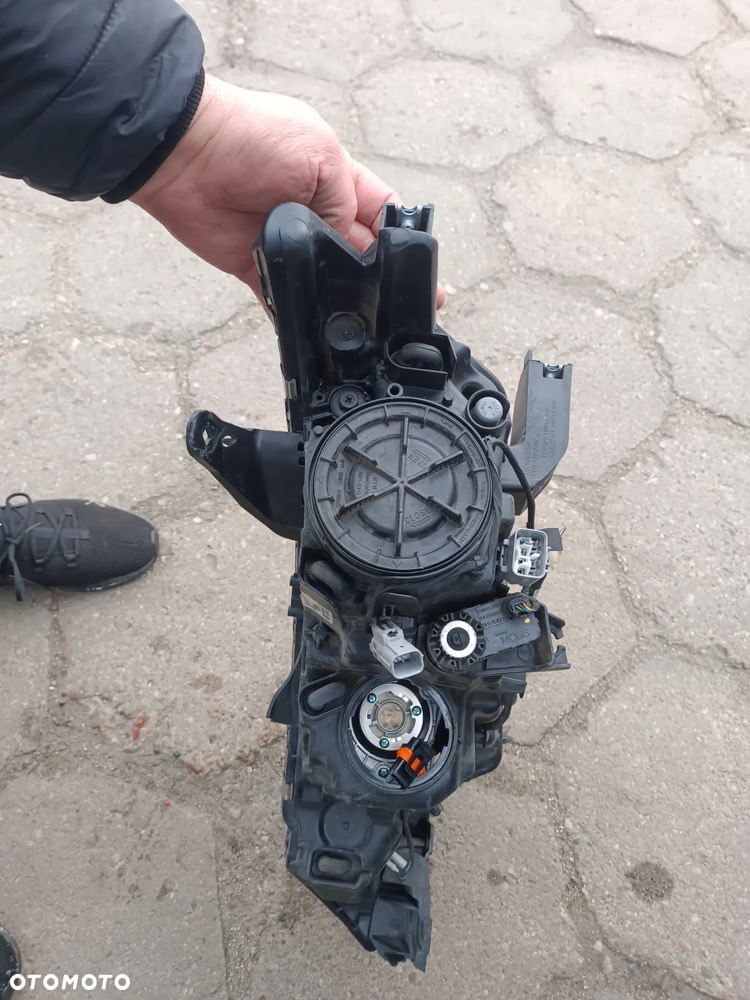 MITSUBISHI OUTLANDER III LIFT LED 2016-2019 LAMPA PRZÓD prawy prawa EU - 2