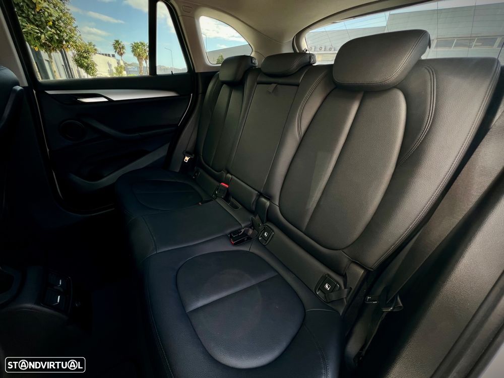 BMW X1 16 d sDrive Line Sport - 11