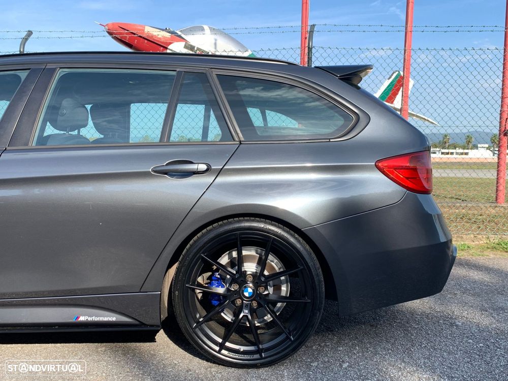 BMW 320 d Touring Pack M - 15