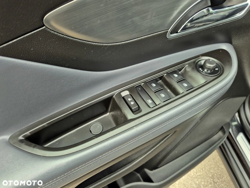 Opel Mokka 1.4 T Cosmo S&S 4x4 - 25