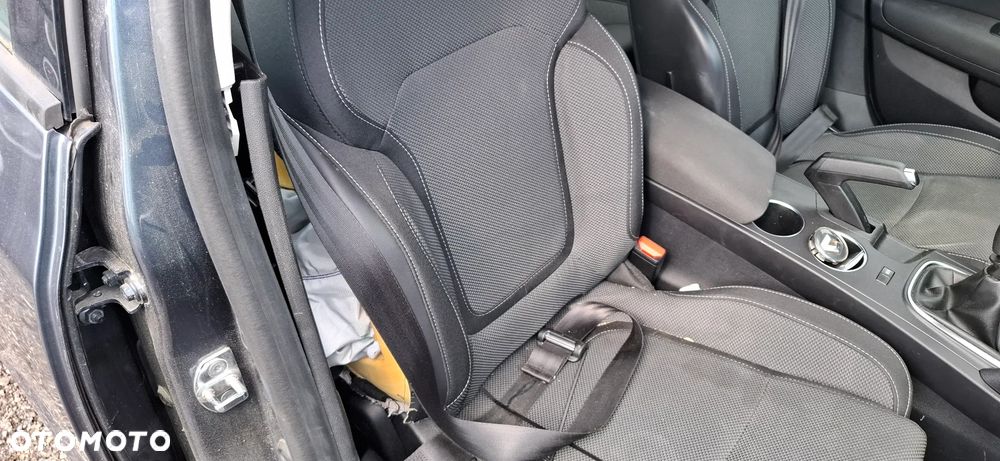Renault Megane TCe 140 GPF EQUILIBRE - 8
