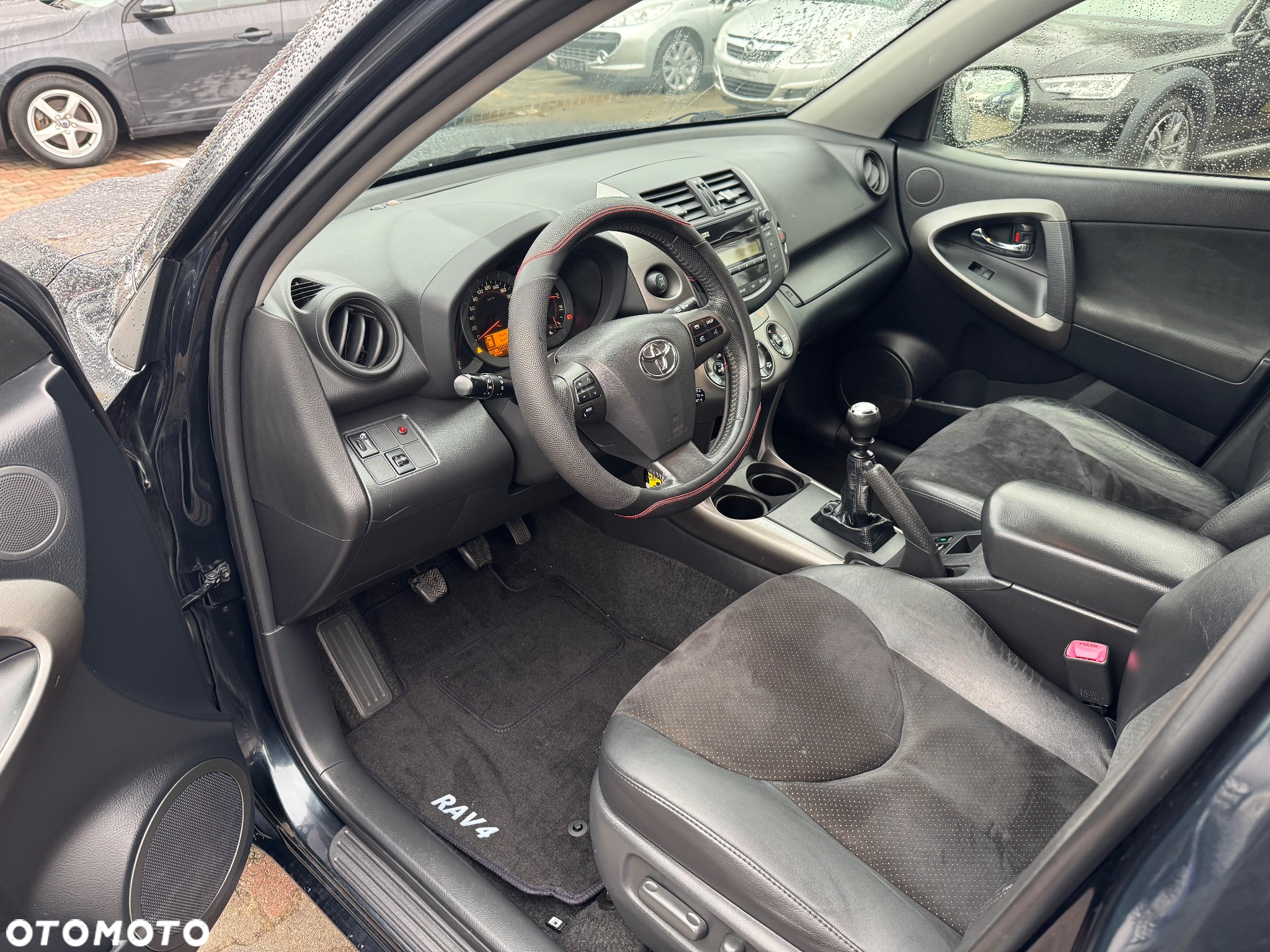 Toyota RAV4 - 17