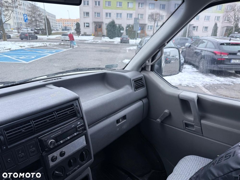 Volkswagen Transporter Mixt - 3