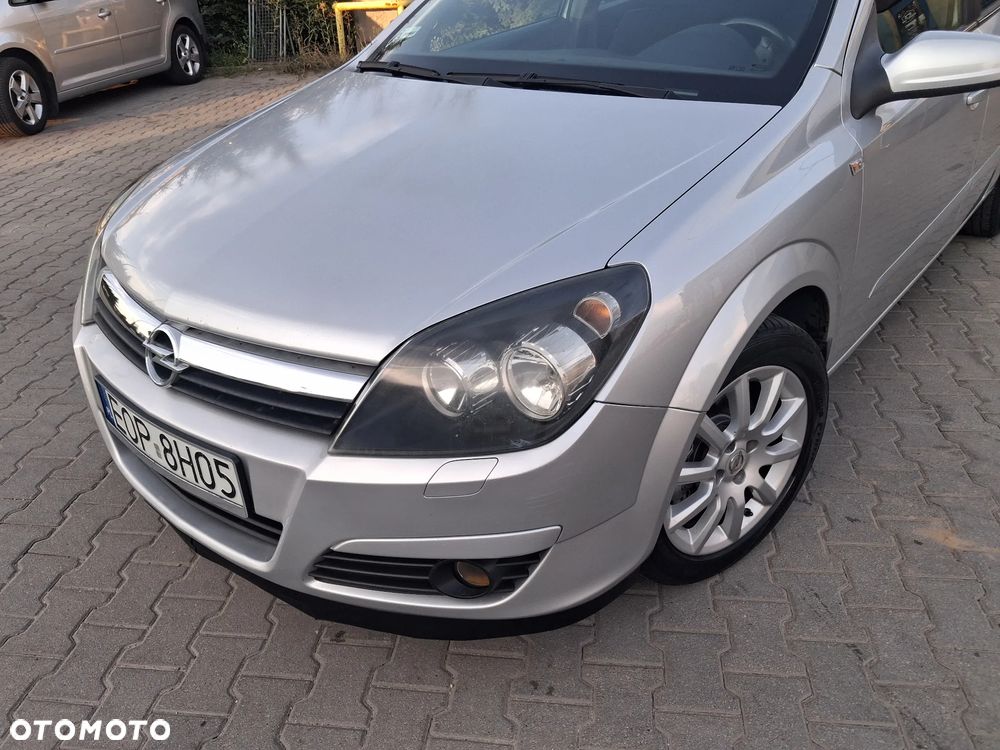 Opel Astra 1.6 Elegance - 22