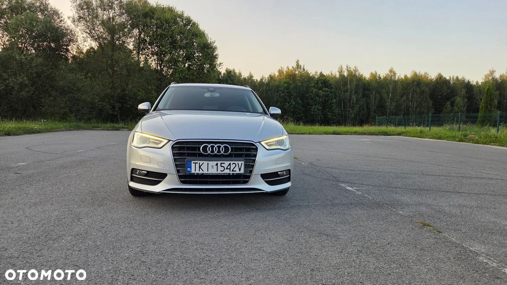 Audi A3 Sportback 2.0 TDI S line Sportpaket - 13