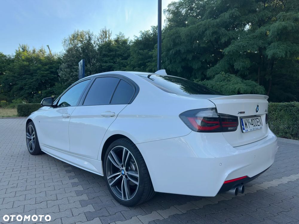BMW Seria 3 330i xDrive M Sport Sport - 6