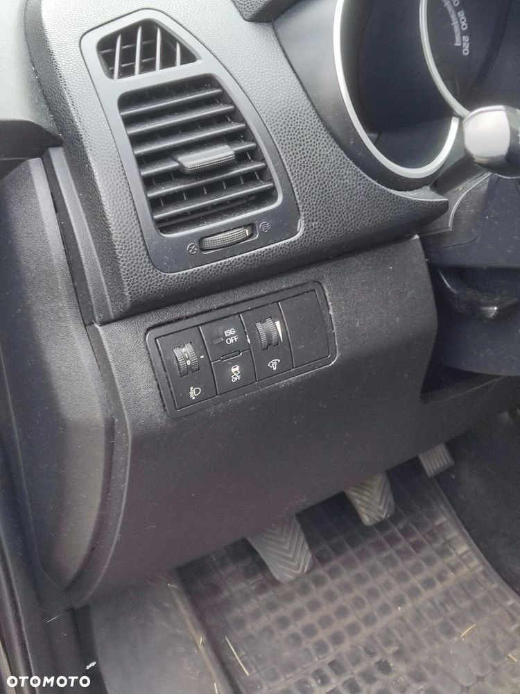 Kia Venga 1.4 CRDi S - 16