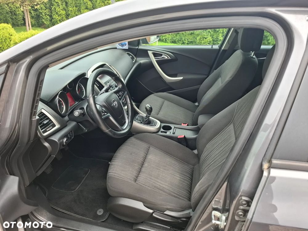Opel Astra 1.4 Turbo - 22