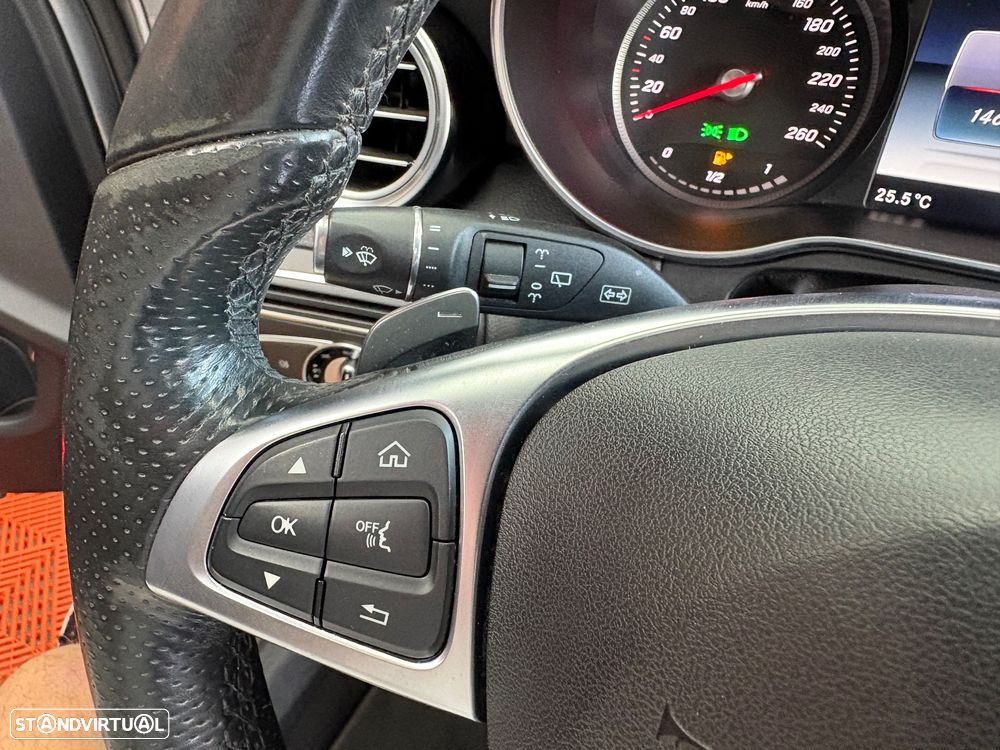 Mercedes-Benz C 220 d 4Matic Station 7G-TRONIC AMG Line - 42