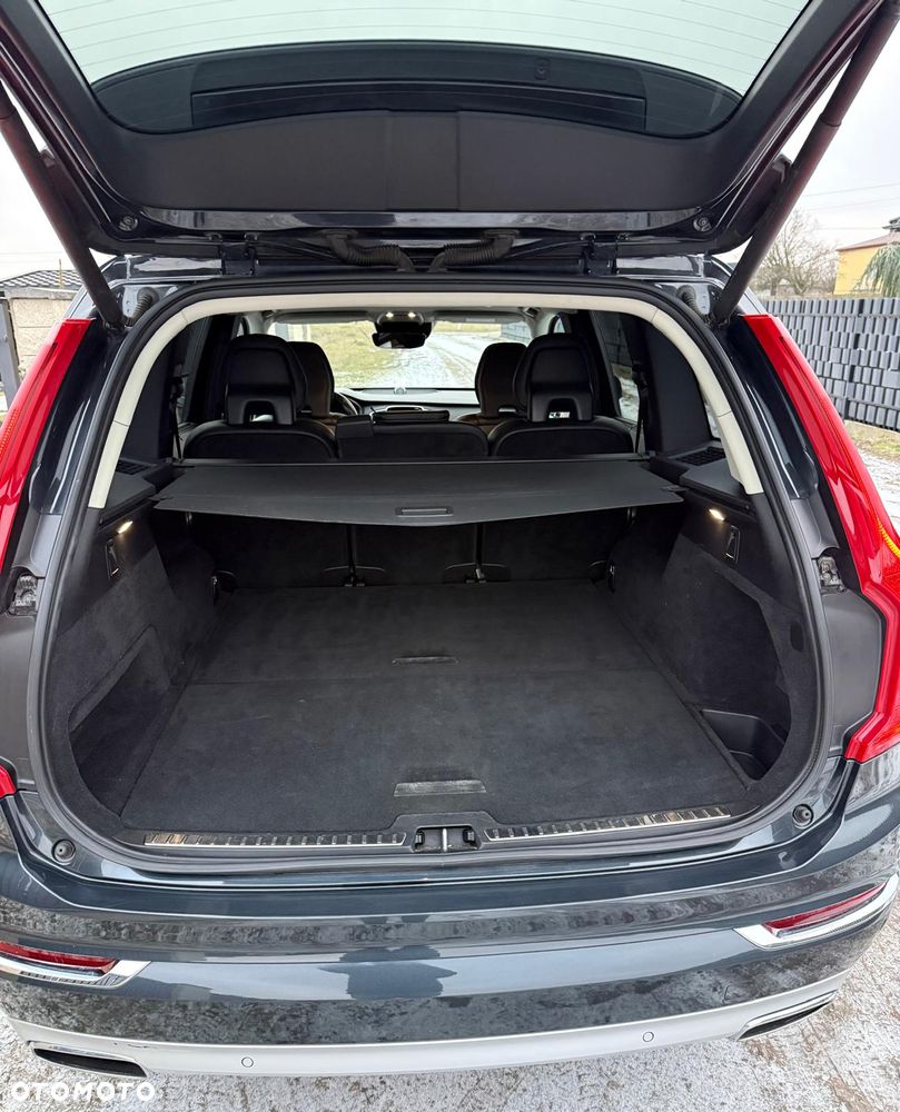 Volvo XC 90 D5 SCR AWD Inscription - 16