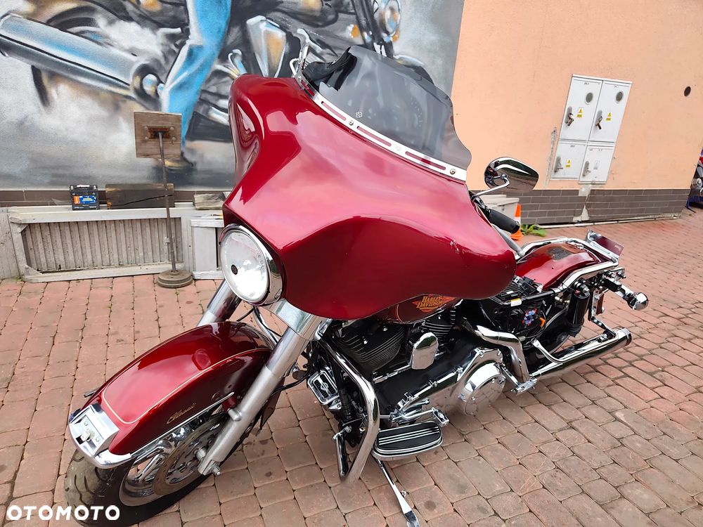 Harley-Davidson FLHTCU Ultra - 32