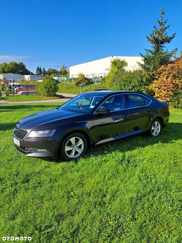 Skoda Superb 2.0 TDI Ambition - 10