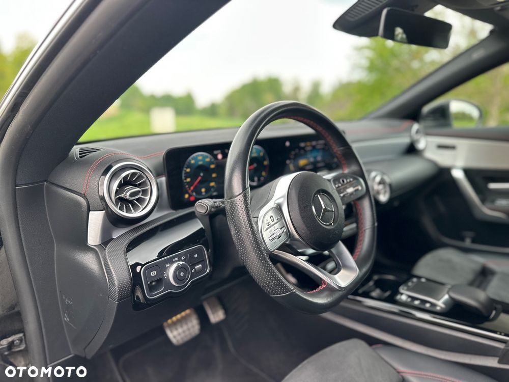 Mercedes-Benz CLA 200 d 4-Matic AMG Line 8G-DCT - 19