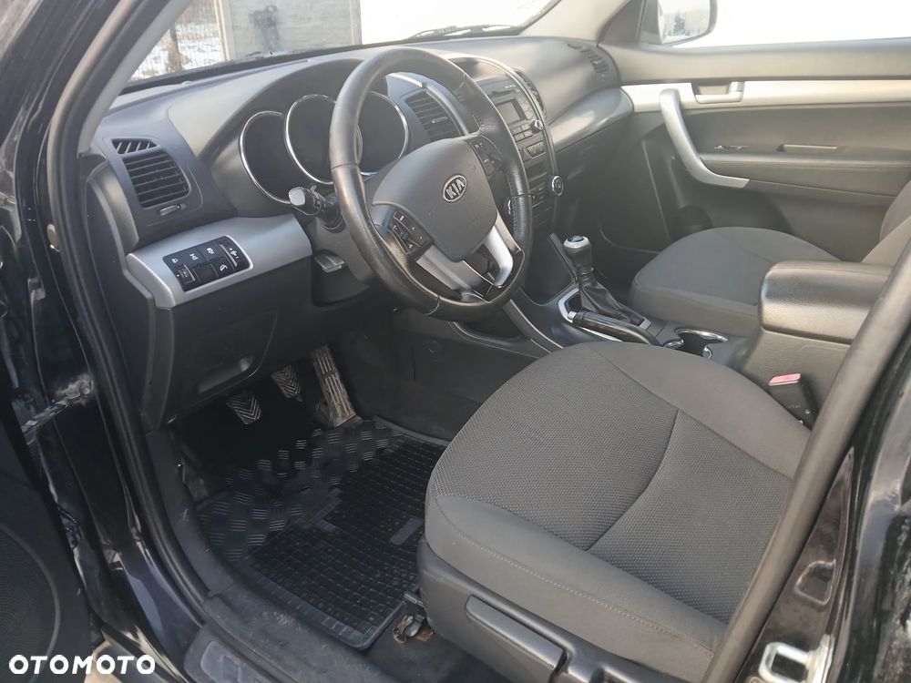 Kia Sorento - 7