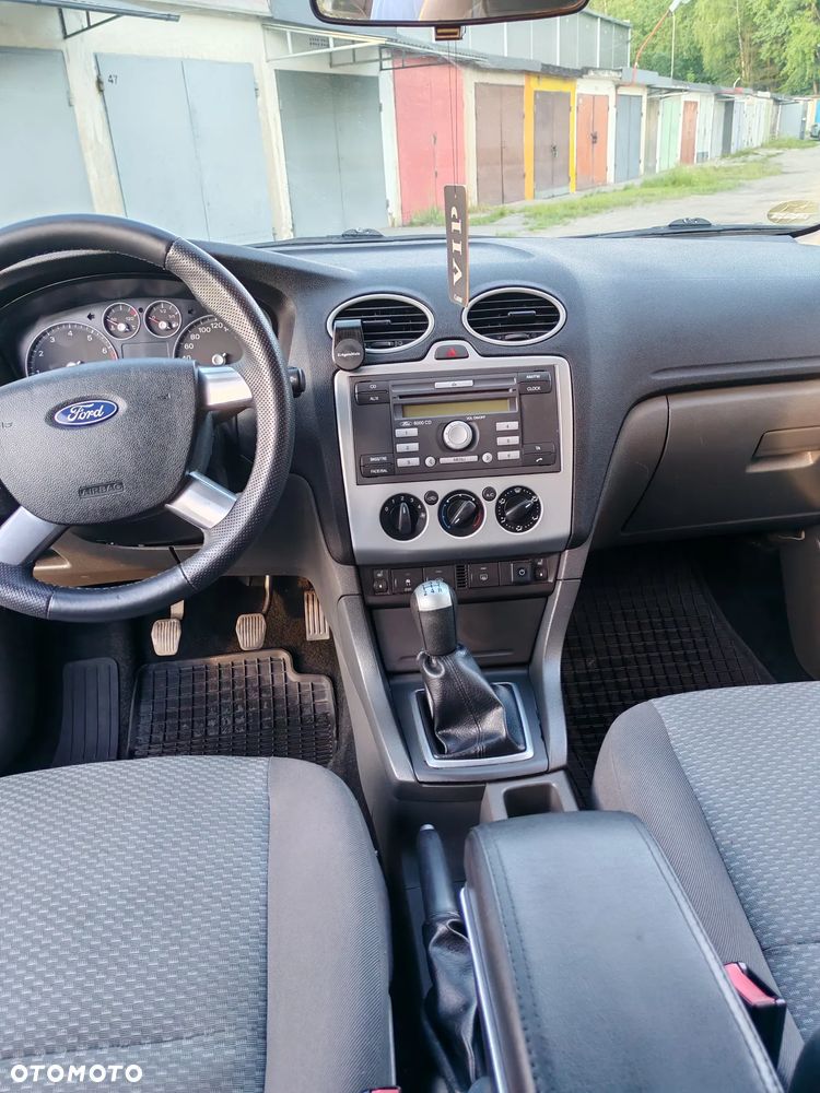Ford Focus - 9