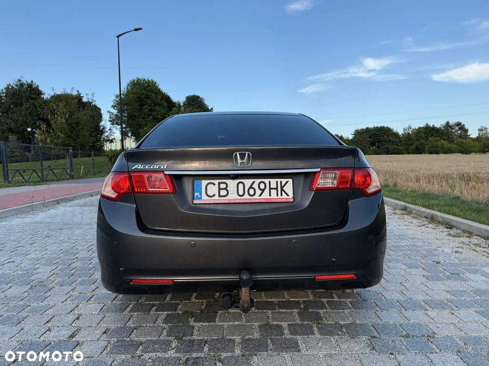 Honda Accord 2011 photo 4