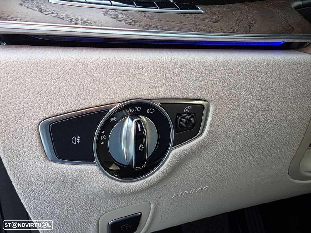 Mercedes-Benz E 220 d Avantgarde - 21