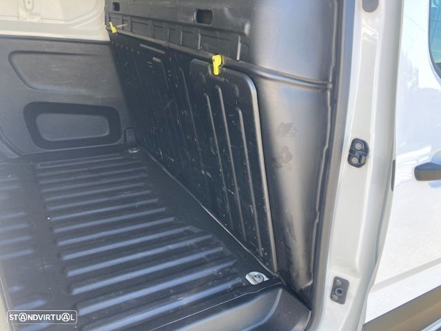 Peugeot Partner 1.6 HDI L1 HDI IVA DEDUTIVEL - 12