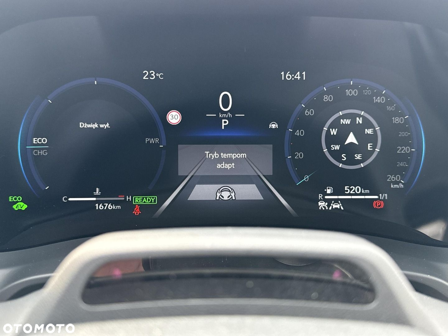 Lexus LBX 1.5 Hybrid Original Edition AWD - 13