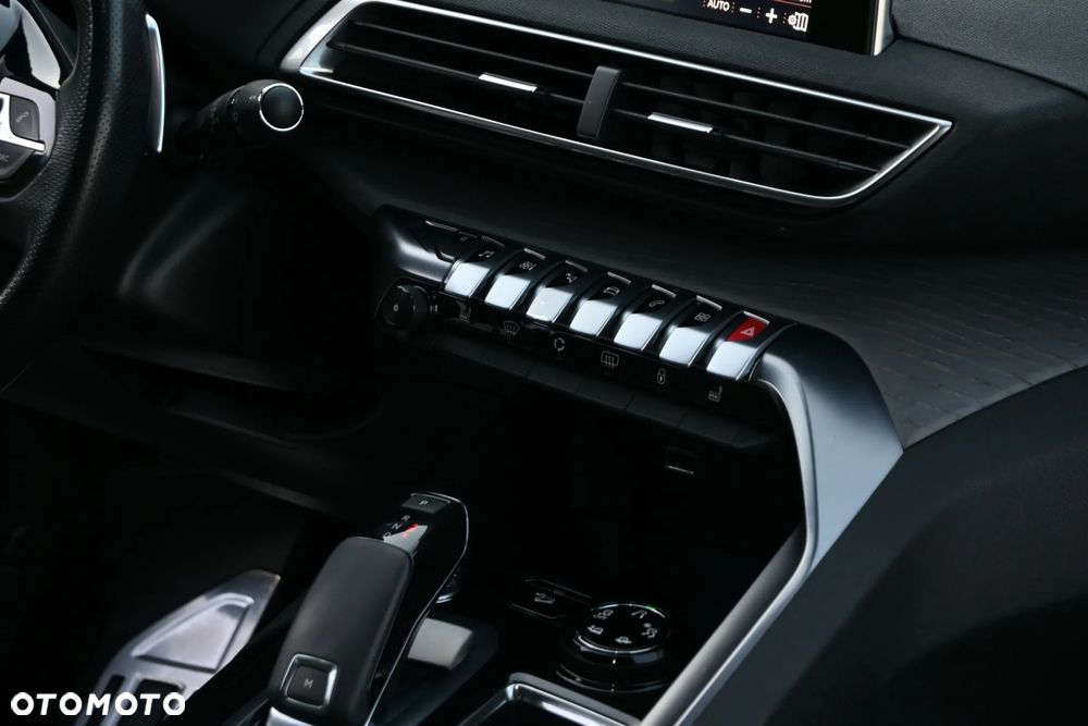 Peugeot 3008 BlueHDi 180 Stop & Start EAT6 GT - 21