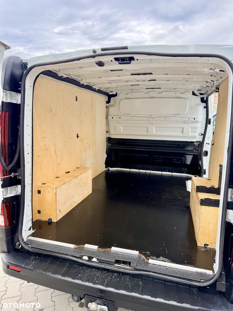 Renault TRAFIC - 10