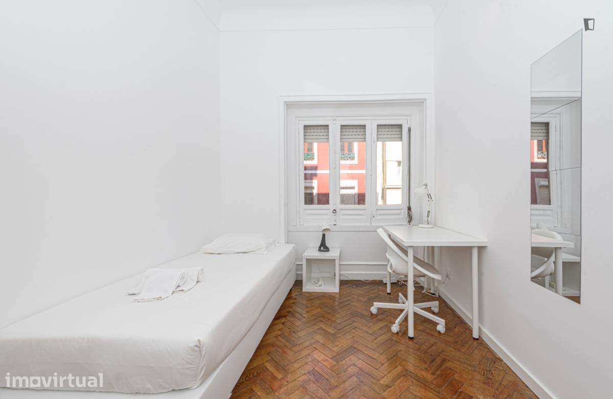 Quarto - localizado em Lapa Lisbon - Grande imagem: 2/17