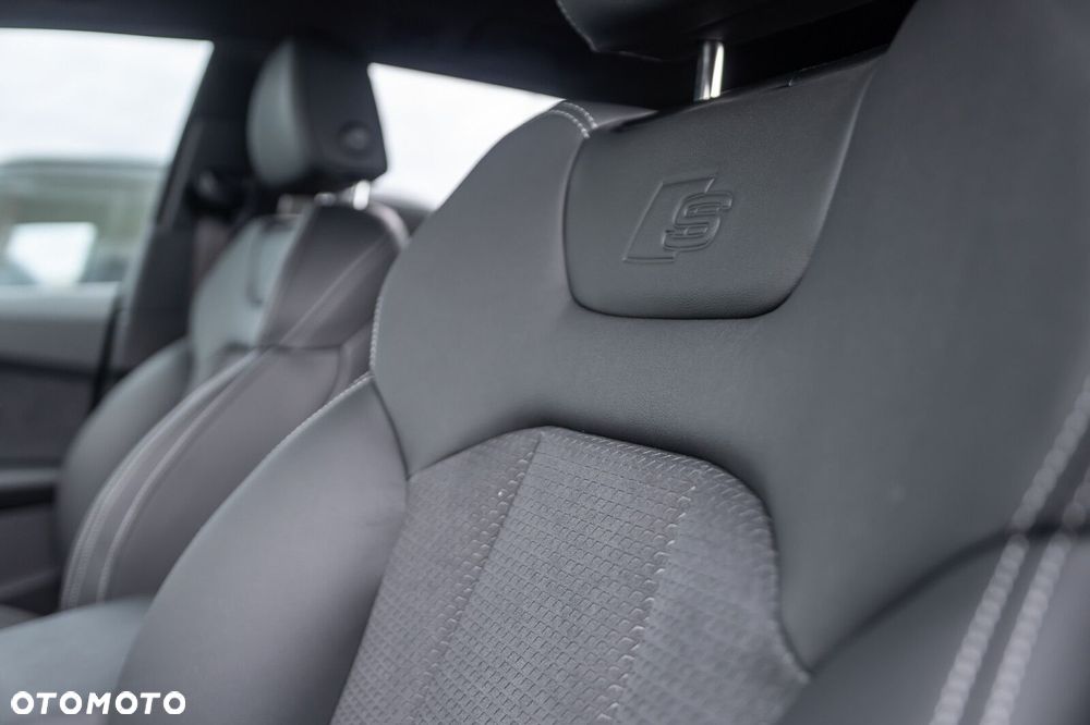 Audi Q8 - 13