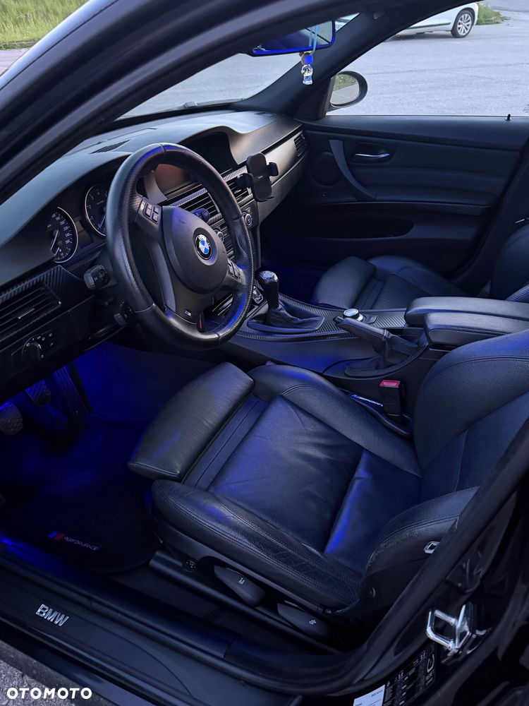 BMW Seria 3 320i Edition Sport - 16